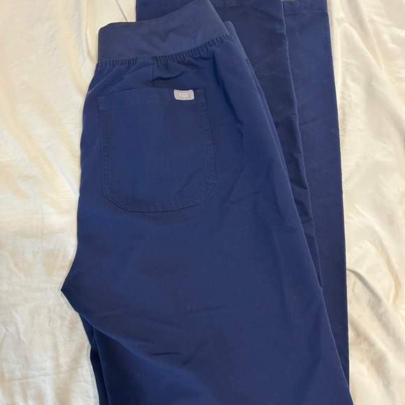 Figs Pants - Women’s FIGS small tall NAVY high waisted Livingston basic scrub pant